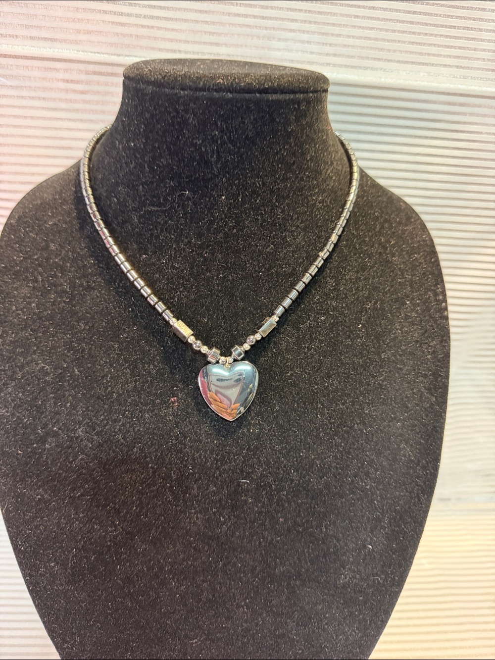 Black Heart Pendant Beaded Necklace -